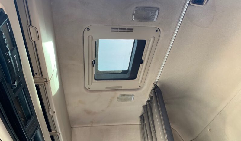 SCANIA R 560 pieno