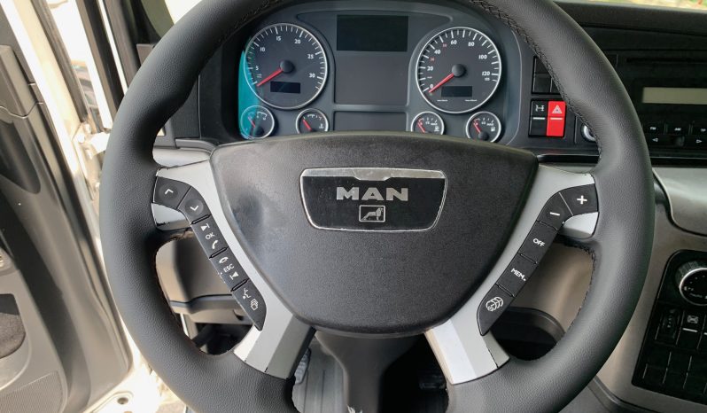 MAN TGX 26.400 pieno