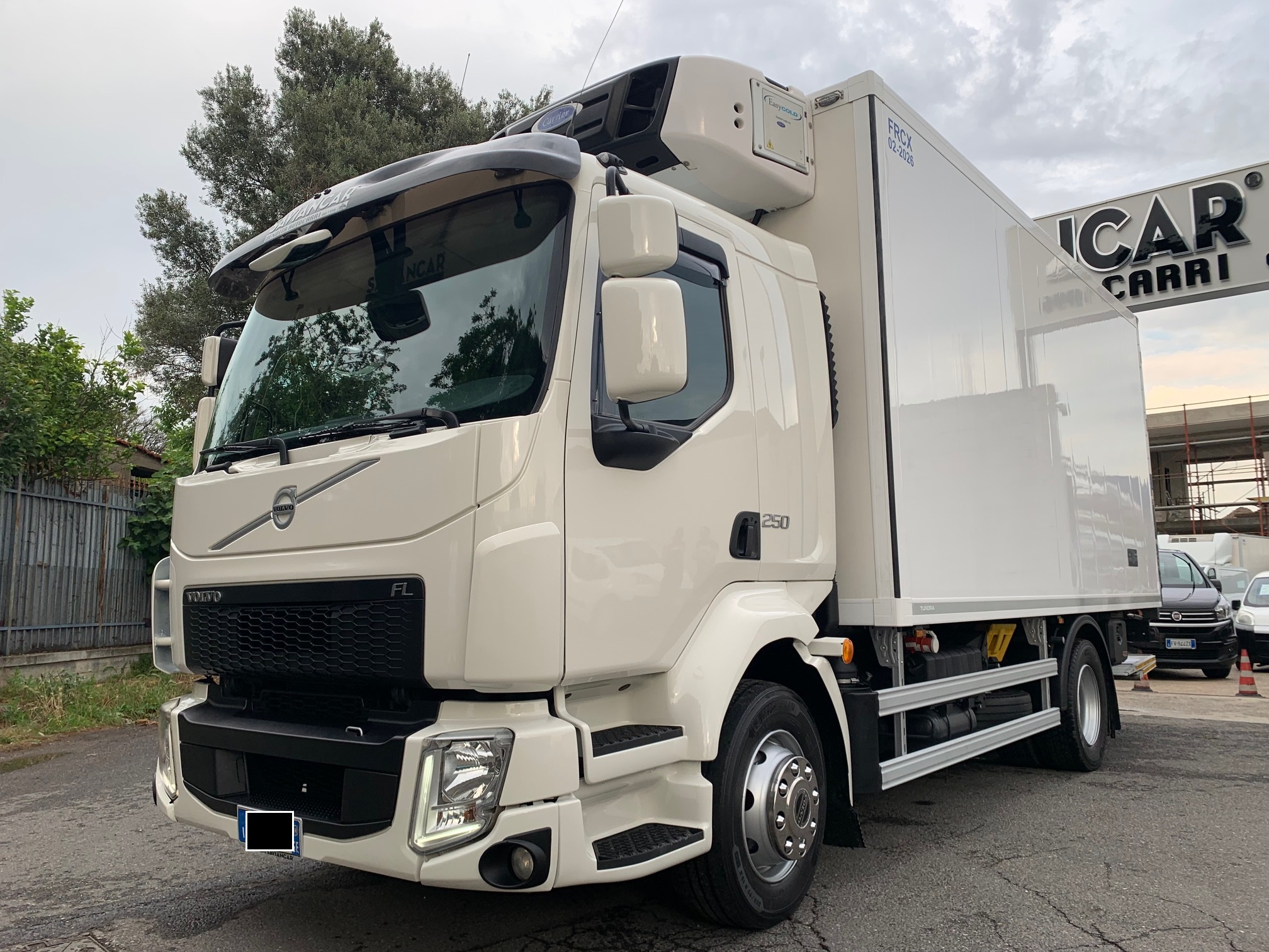 VOLVO FL250