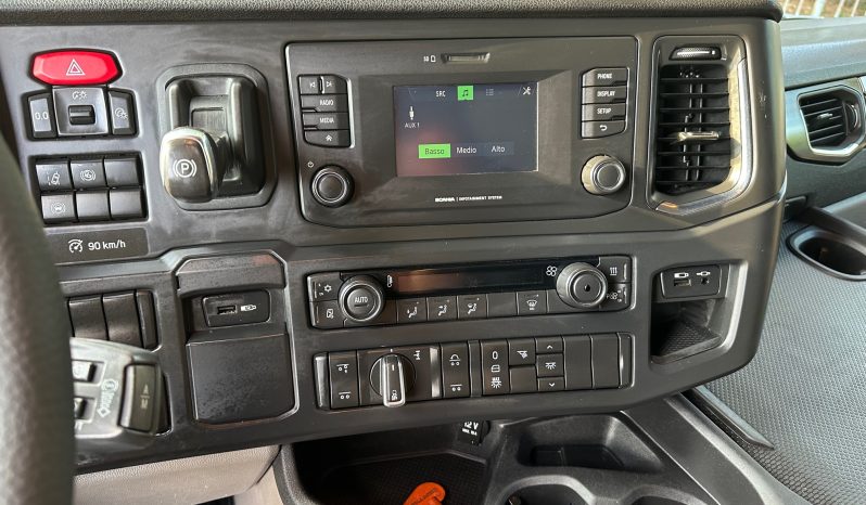 SCANIA G370 pieno