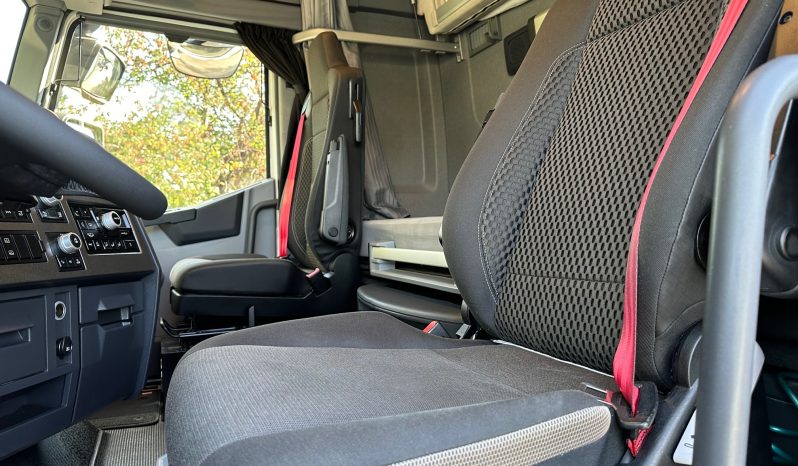 RENAULT T480 pieno