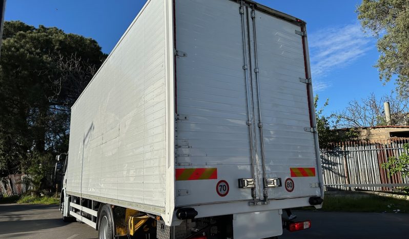 RENAULT PREMIUM pieno