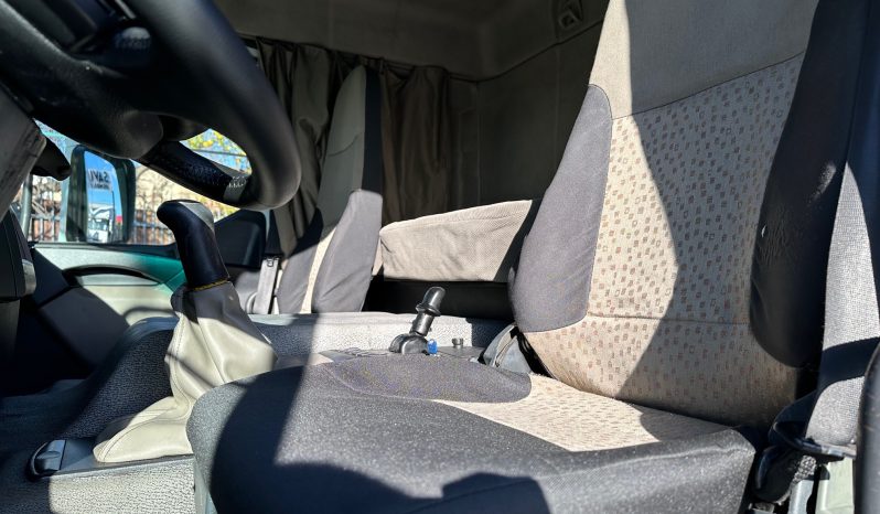 RENAULT PREMIUM pieno