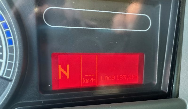 RENAULT PREMIUM pieno