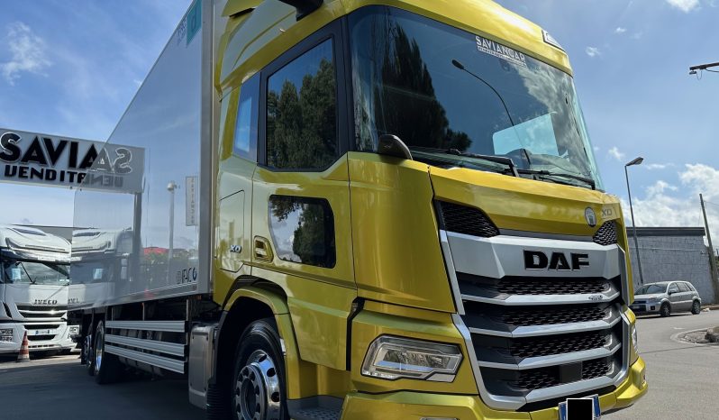 DAF XD450 pieno