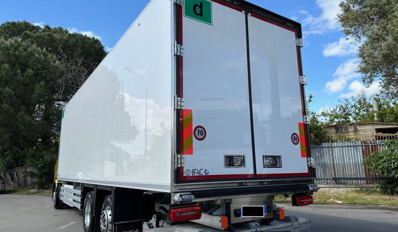 DAF XD450 pieno