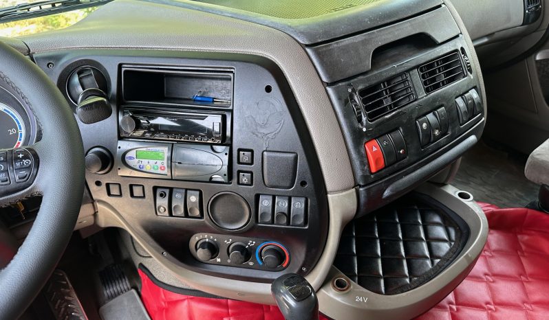DAF XF460 pieno