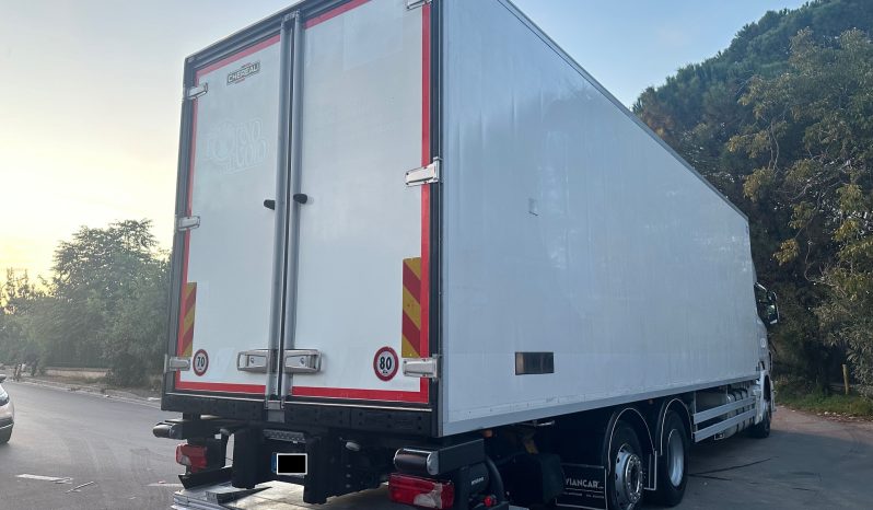SCANIA R400 pieno