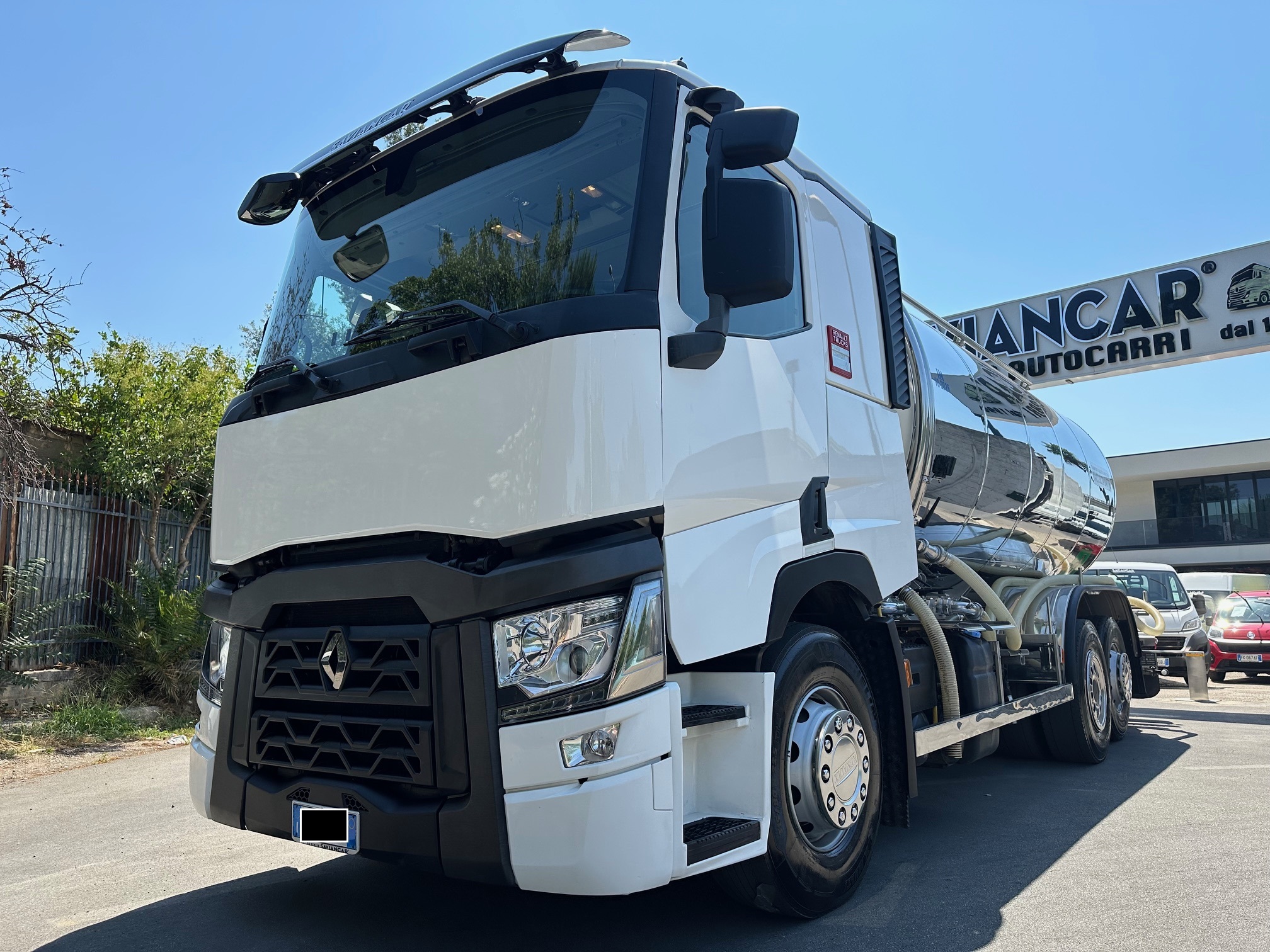 RENAULT T440