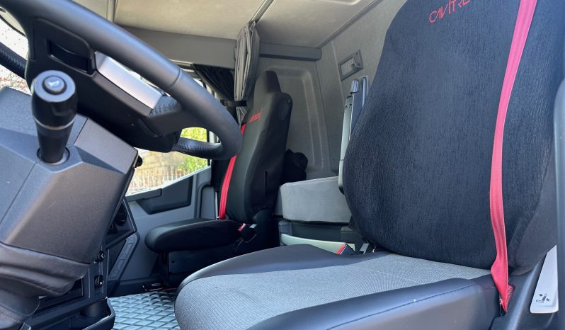 RENAULT T440 pieno