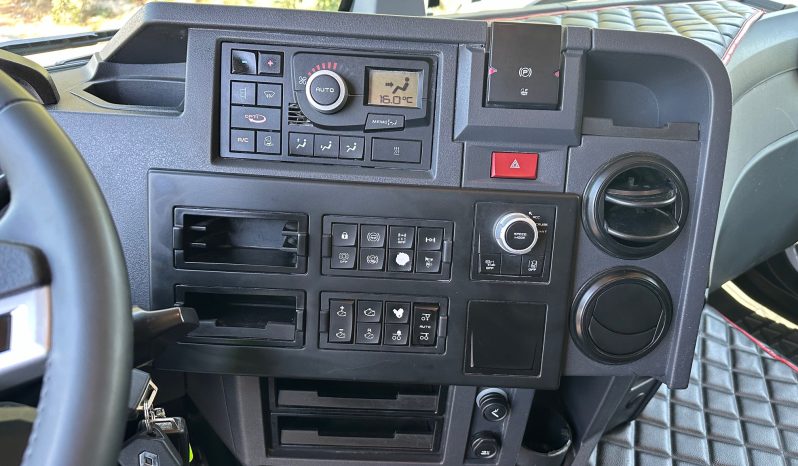 RENAULT T440 pieno