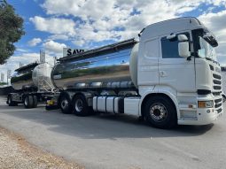 SCANIA R450 pieno