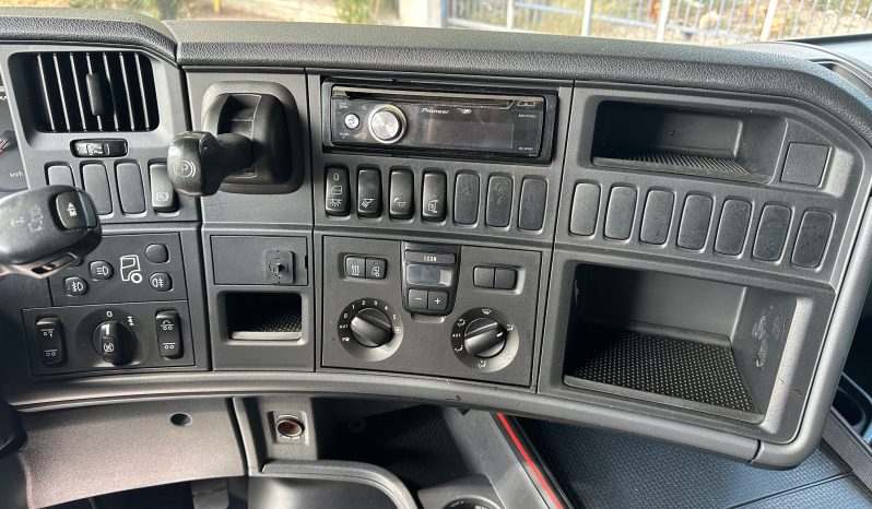 SCANIA R450 pieno