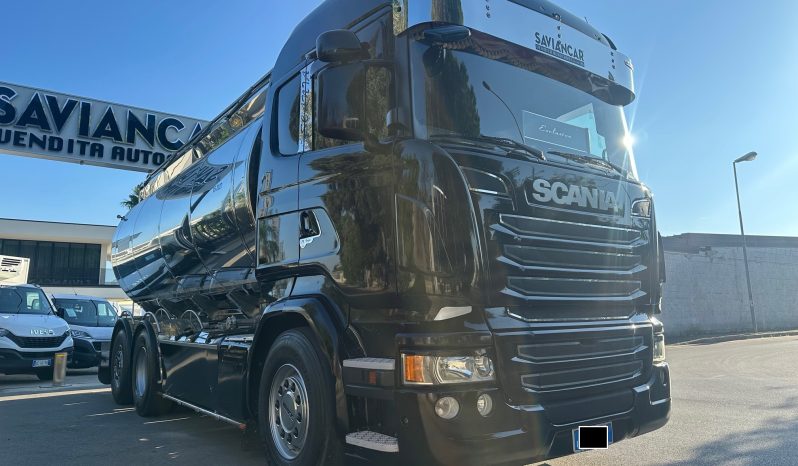 SCANIA R450 pieno