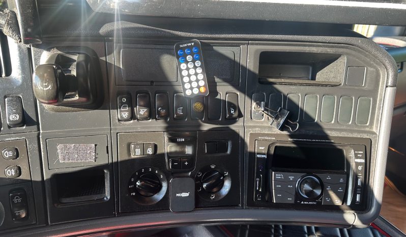 SCANIA R450 pieno