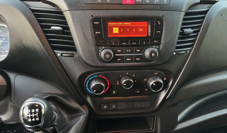 IVECO DAILY 35C14 pieno