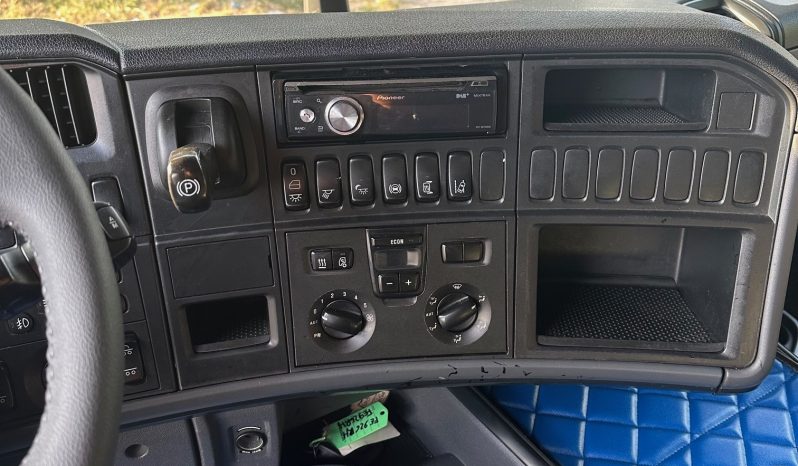 SCANIA R450 pieno