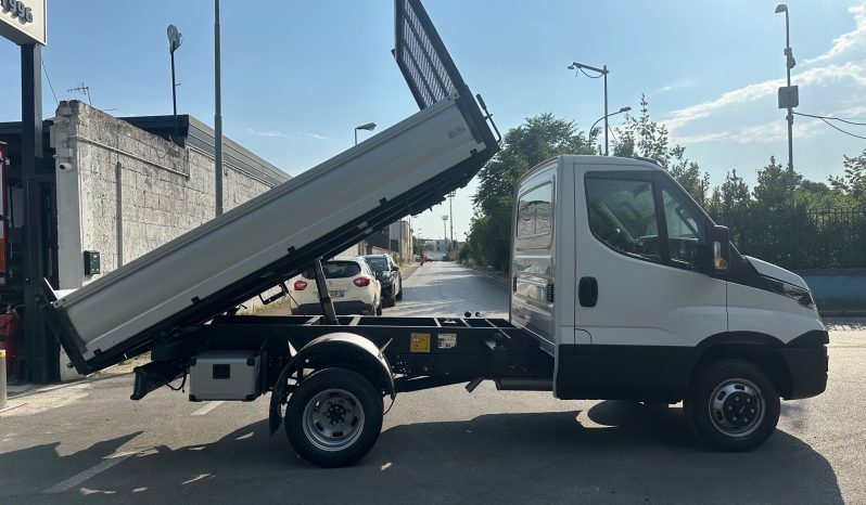 IVECO DAILY 35C14 pieno