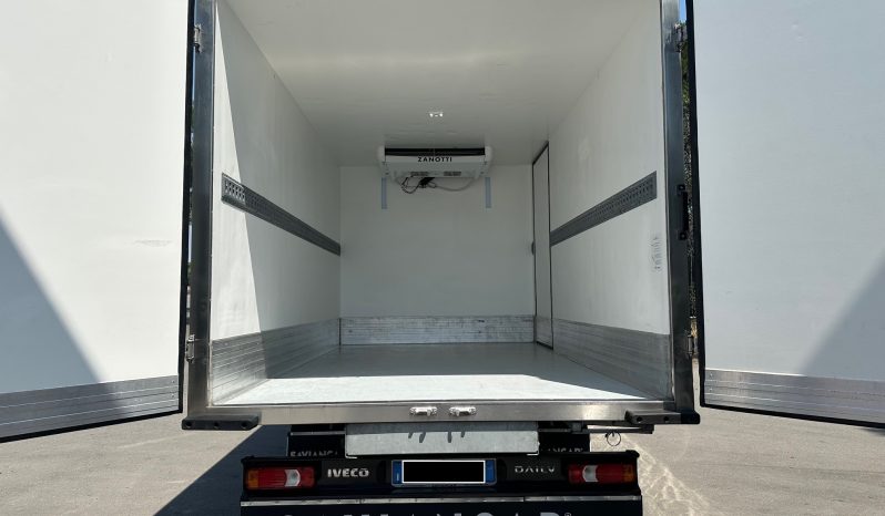 IVECO DAILY 35C16 pieno