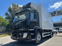 VOLVO FL280 pieno