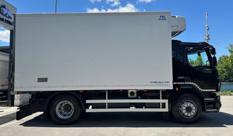VOLVO FL280 pieno