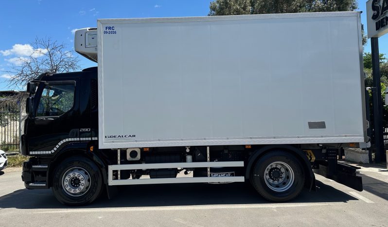 VOLVO FL280 pieno