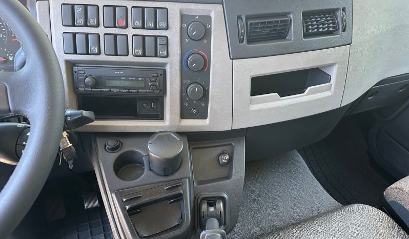 VOLVO FL280 pieno