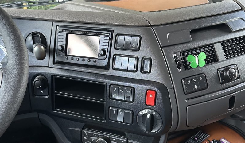 DAF XF480 pieno