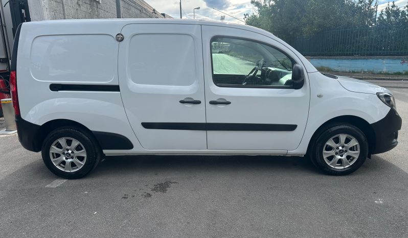 MERCEDES CITAN pieno