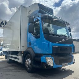 VOLVO FL250 pieno