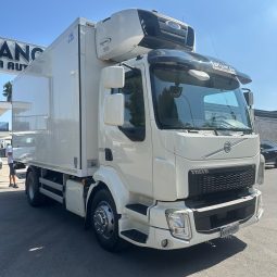 VOLVO FL250 pieno
