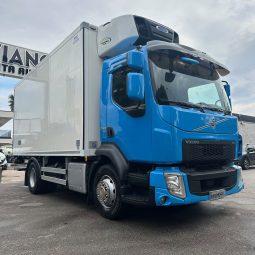 VOLVO FL250 pieno