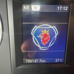 SCANIA G450 pieno