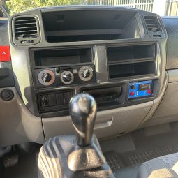 NISSAN CABSTAR pieno